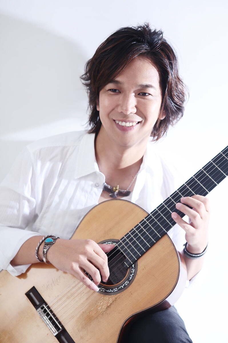 2/2のMUSIC TRIBE TVは、クラシックギタリスト「山下俊輔」オンライン出演！