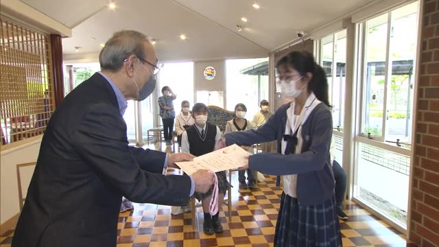 夢二作品をオリジナル解説　こども学芸員を任命【岡山・岡山市】