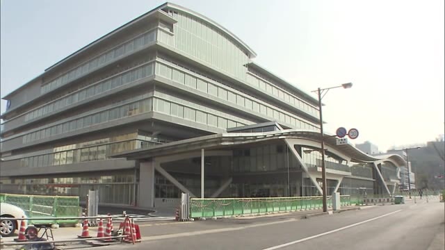 デザインは特産の「うちわ」をイメージ　丸亀市新庁舎お披露目【香川・丸亀市】