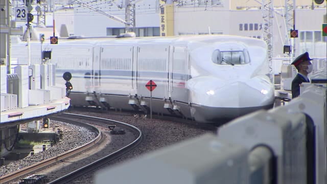 ゴールデンウィーク本格スタート　新幹線や航空機　交通機関に混雑見られず