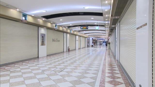 休日平均と比べ５４．３％減少　緊急事態宣言発令後２回目の日曜日　岡山駅周辺では人出減【岡山】