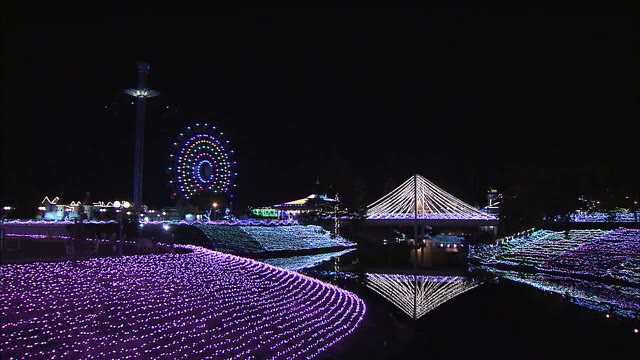 夜景ランキング初の”全国2位”！250万個の電球が園内彩る「レオマ」イルミ　演出評価【香川・丸亀市】