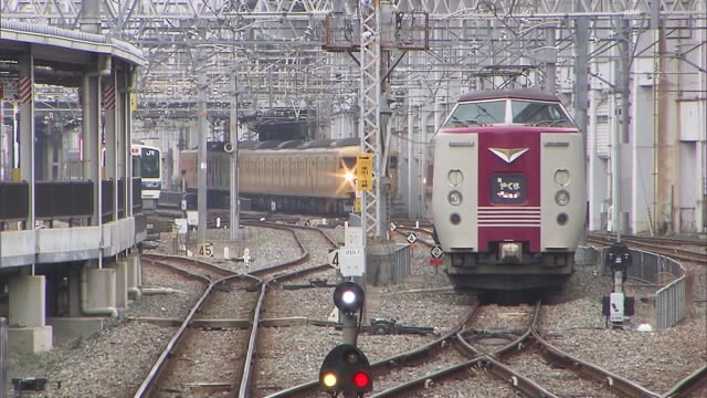 16便⇒30便の運行へ　特急「やくも」年末年始に向け通常ダイヤに　今月10日～1月31日まで【岡山】