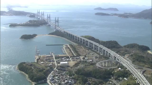 【速報】「瀬戸中央自動車道」通行止め・「ＪＲ瀬戸大橋線」運転見合わせ…強風の影響【岡山・香川】