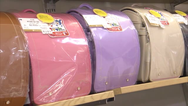 １３万円のランドセルも…岡山市のデパートに特設売り場開設　売れ筋は７～８万円台【岡山】