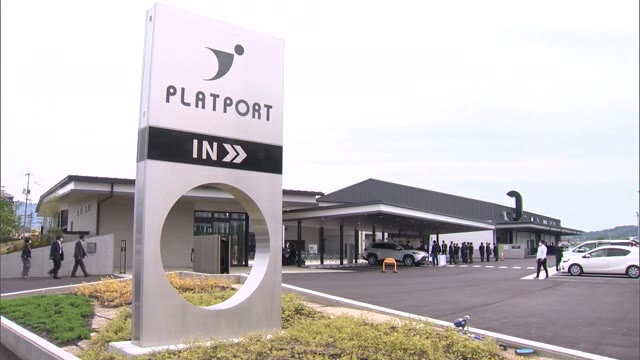 カフェなどを備えた多目的施設　国道５３号沿いに完成　岡山トヨタ自動車【岡山・津山市】