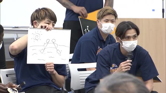 トライフープ岡山ファン感謝祭　Ｂ２昇格戦を前にファンと“対面”で交流、英気をチャージ【岡山・岡山市】