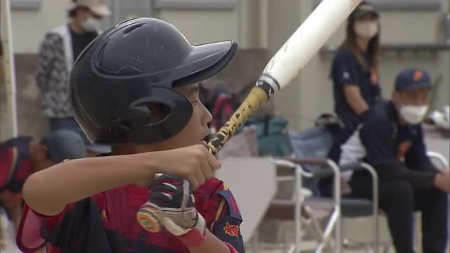 真剣に白球を追う子供たち…新型コロナで減ったソフトボール大会を人材派遣会社が応援【岡山・岡山市】