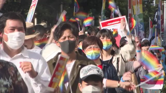 岡山市中心部を約２５０人が行進　「きょうは自分らしく歩けた」　レインボーパレード【岡山】