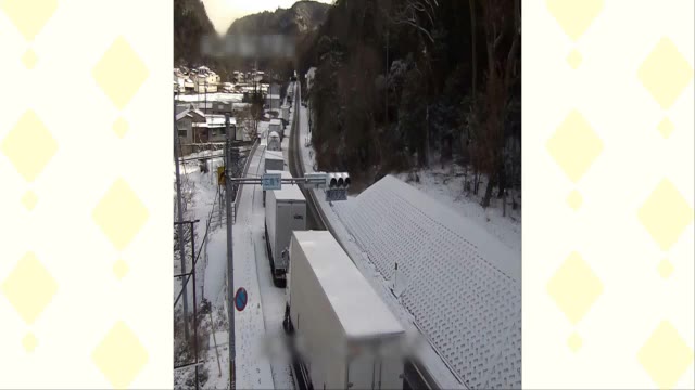【国道２号渋滞】備前市～岡山市東区で２５キロ　兵庫県内の除雪作業による片側通行の影響で【岡山】