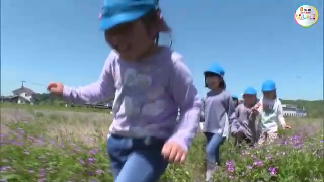 「レンゲパーティー楽しかったよ！」　園児たちが追いかけっこやハチミツしぼりを満喫【岡山・津山市】