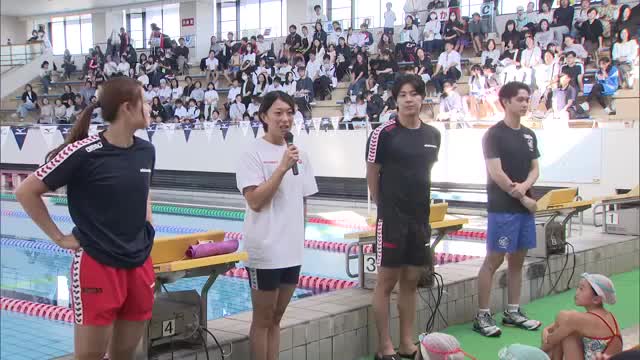 オリンピック競泳代表のトップスイマーらが小中学生を指導　高松市で水泳教室開催【香川】