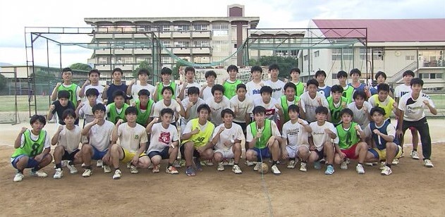 高校３冠へ…ハンドボール男子　香川中央がベスト８進出　四国ＩＨ【香川】