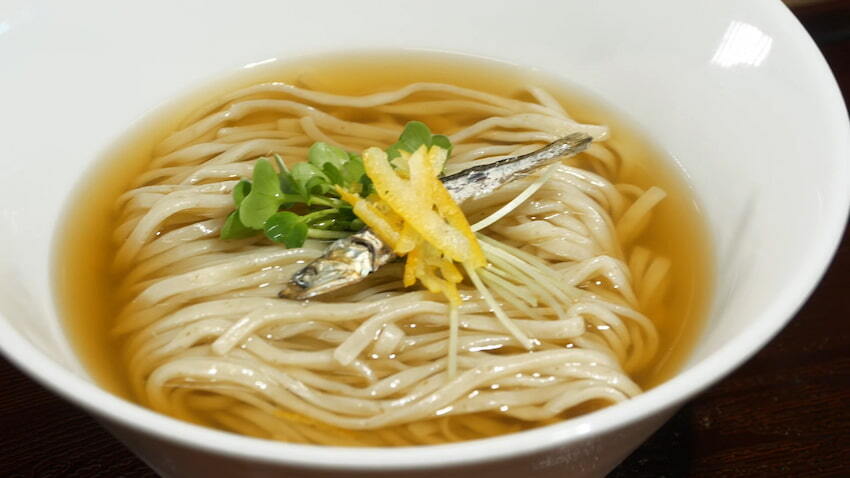 うどん店のとなりで勝負！？イリコ風味の絶品ラーメンを堪能！…讃岐ラーメン 玄奥門（金バク！2022年 11月 4日OA）