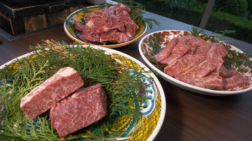 オリーブ牛の特製ユッケ！！こだわりのオリーブ牛専門焼肉店！！…焼肉 一牛家（金バク！2022年 11月 25日OA）