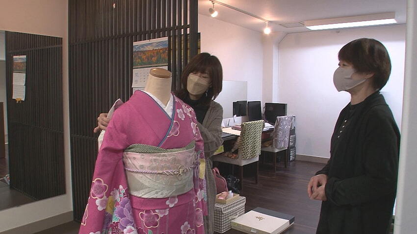 老舗着付け教室に潜入！和装で街を練り歩く！！…三鼓総合和装学苑（金バク！2022年 12月 2日OA）