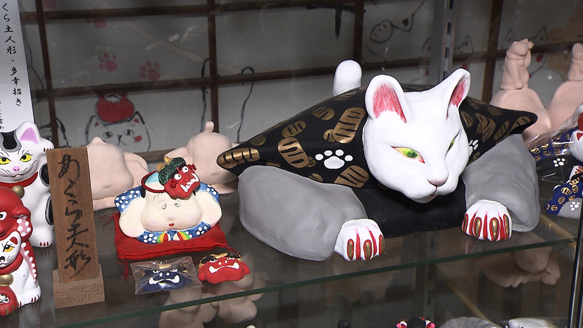 約1300点を展示！招き猫のギャラリー&カフェで金子さんが笑劇の絵付け体験！…瀬戸の古猫庫（金バク！2026年10月30日OA）
